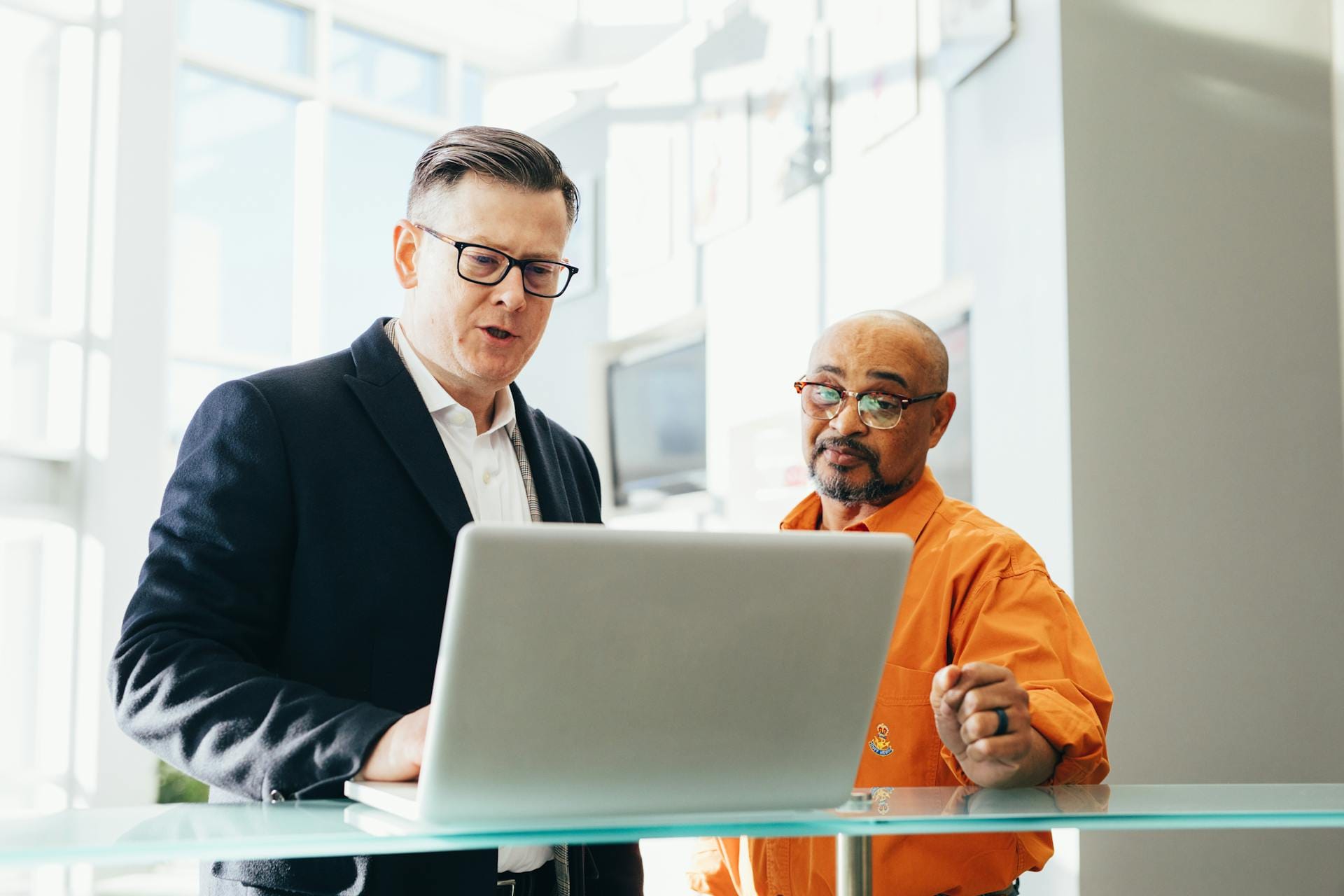 Your Complete Guide to Launching a Tech Sales Career in 2025